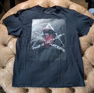 Roger Waters 2022 Tour Shirt This Is Not a Drill Size Large Black Pink Floyd